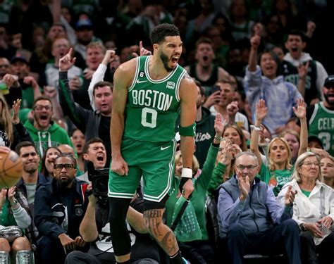 Celtics’ stars dominate in blowout victory over Raptors